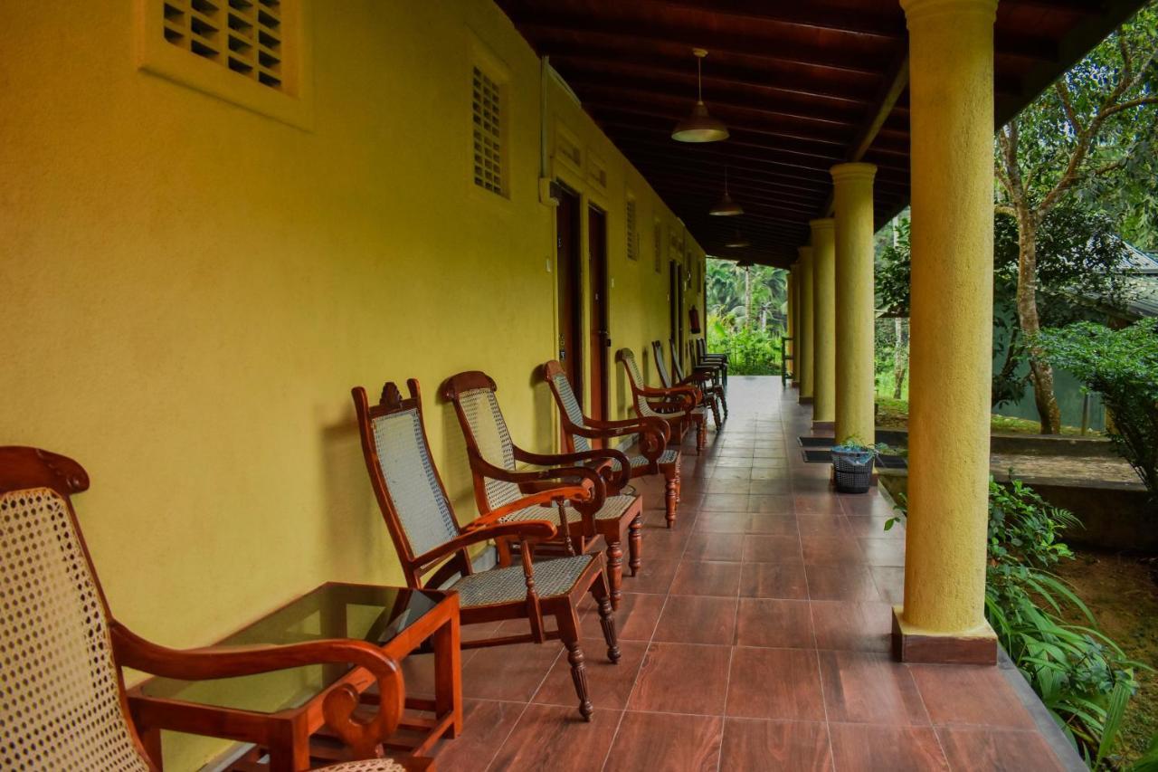 Blue Magpie Lodge Sinharaja Kudawe Luaran gambar